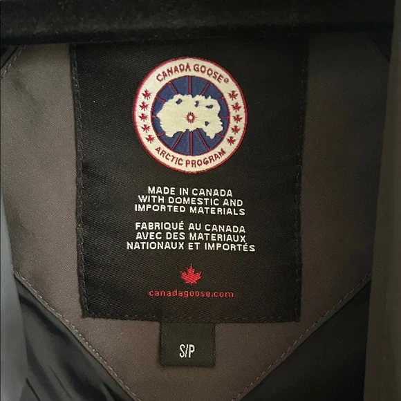 Women's Canada Goose Lorette Parka (S) - Picture 2 of 8